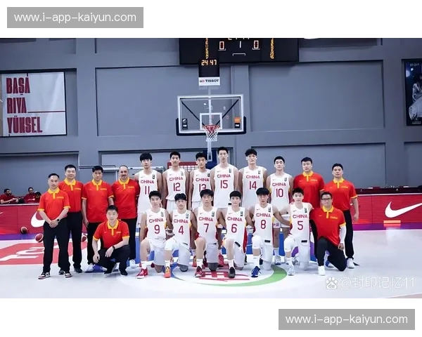 巅峰对决！中国男篮vs伊朗录像全解析：不只是胜负，更是时代的碰撞